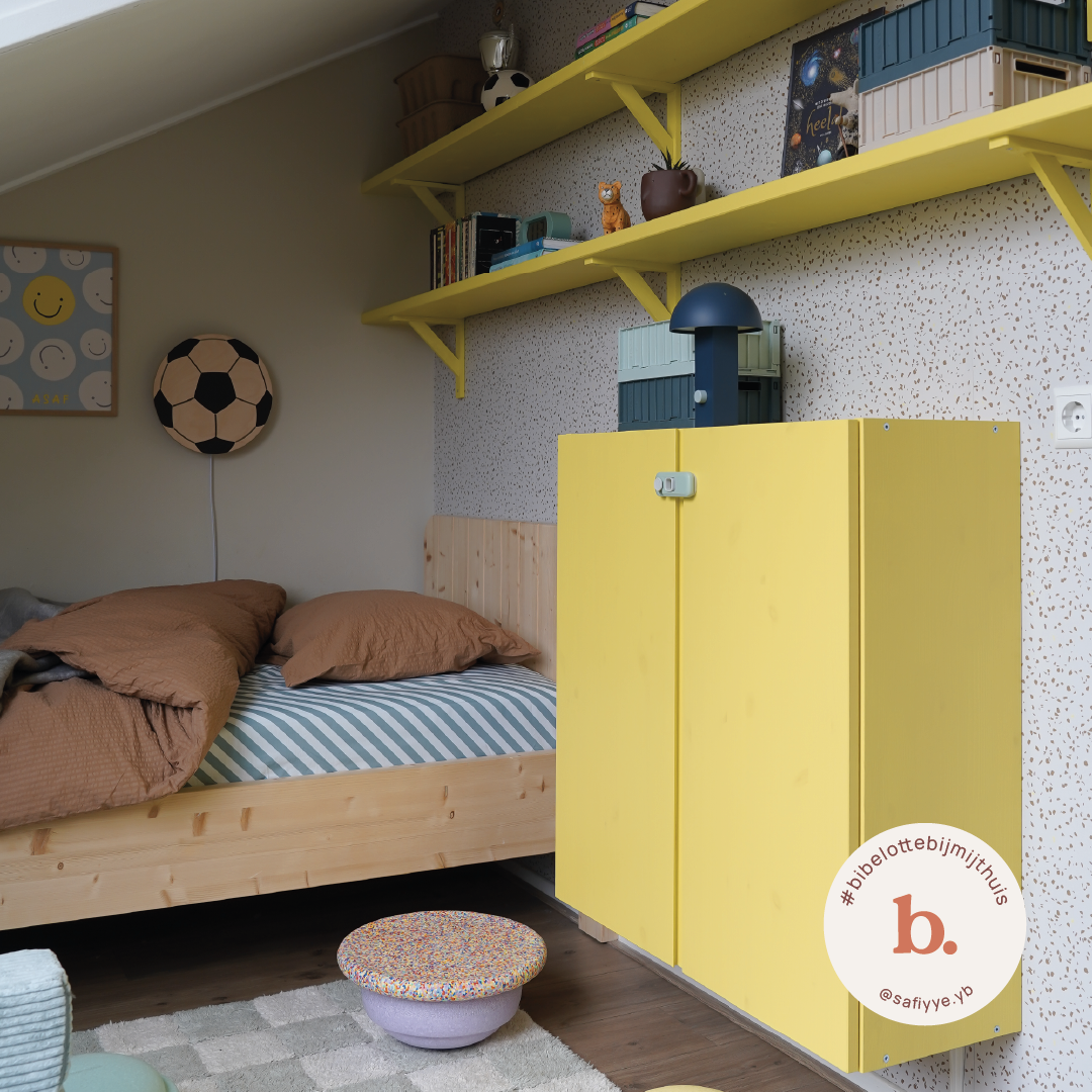 Behang Terrazzo olijf & Eenpersoonsbed Soof onbehandeld - @safiyye.yb